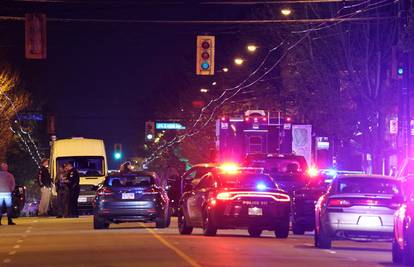 Najmanje devet mrtvih: Autom se zabio u ljude u Vancouveru! 'Prizori su bili kao u ratnoj zoni'