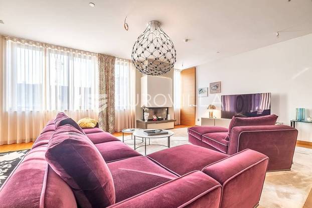 Pršti od luksuza! Prodaju stan u centru Zagreba: 'U boravku je kamen, a zgrada ima recepciju'