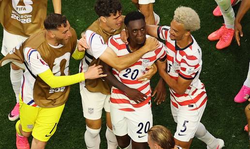 Slu&ccaron;ajni Amerikanac postao je heroj: Tko je Folarin Balogun?