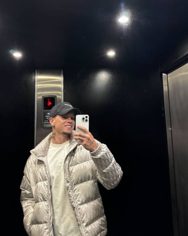 FOTO Darijo Srna prodao ga je za rekordnu svotu. Sad ne smije igrati, a ona ga pritom zabavlja