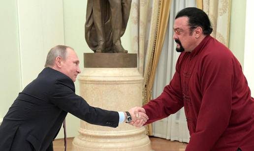 Steven Seagal stigao u Moskvu: 'Rus sam milijun posto, a pola Amerikanaca ionako voli Rusiju'