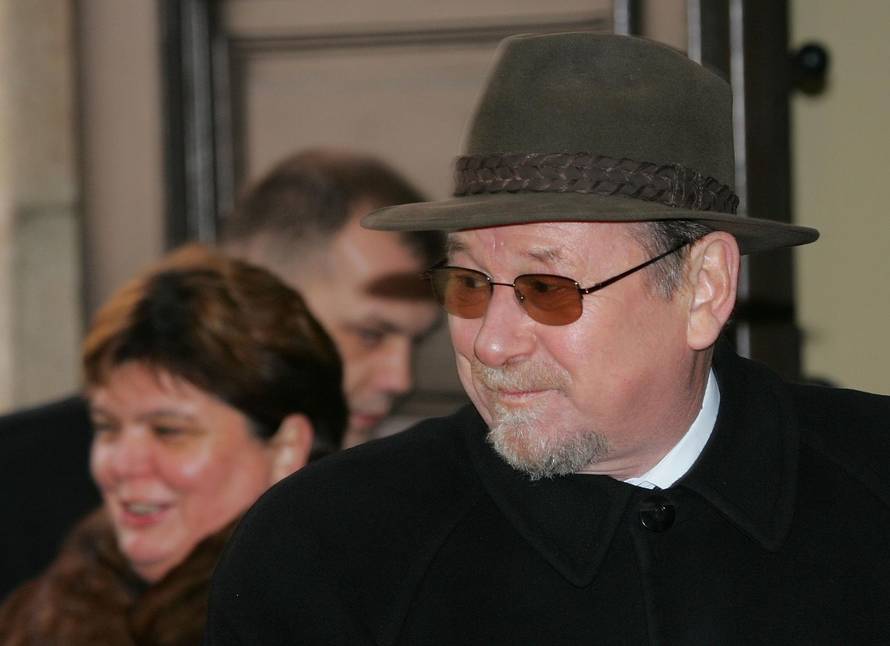 ARHIVA - 18.02.2005. Zagreb: Inauguracija predsjednika Republike Hrvatske Stjepana Mesića