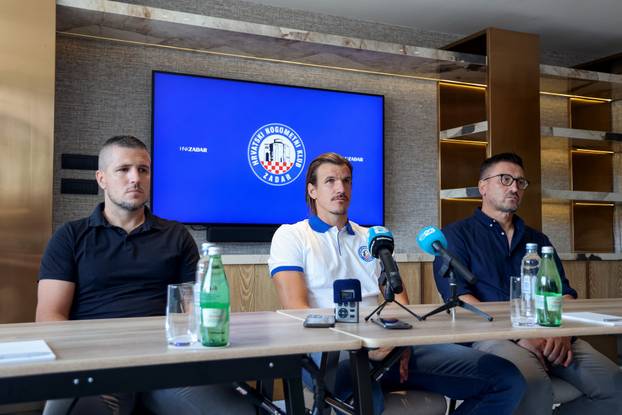 Zadar: HNK Zadar predstavio Ivana Santinija kao novo poja&ccaron;anje