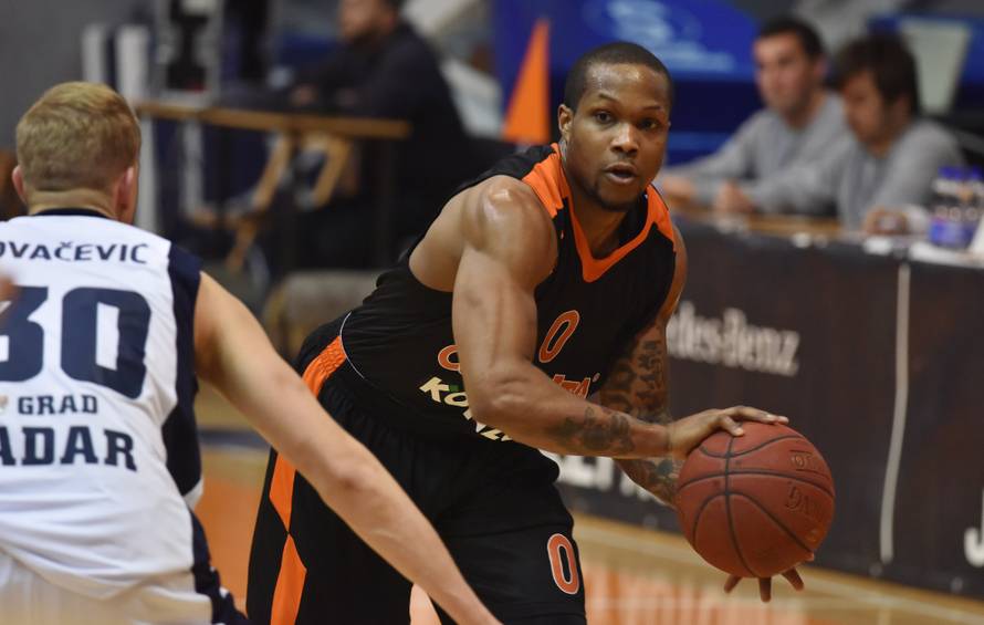 Tornado vrijeđao Musu, sudac ih do jednog potjerao s tribine