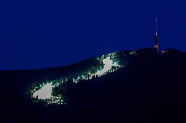 Pogled na Crveni spust na kojem će se održati utrka skijaškog kupa Snježna kraljica