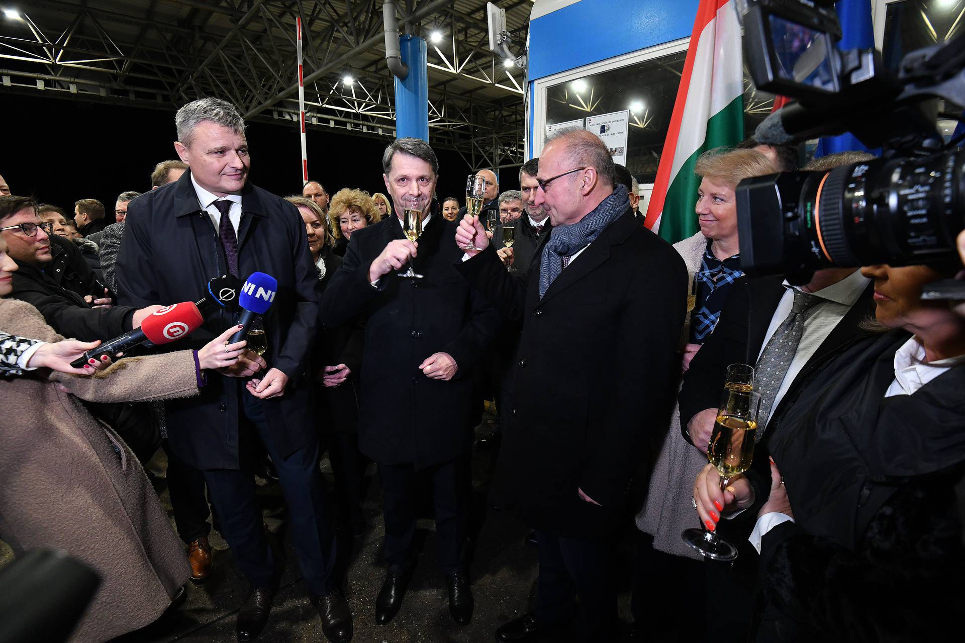 Proslava ulaska Republike Hrvatske u schengenski prostor na graničnom prijelazu Goričan-Letye 