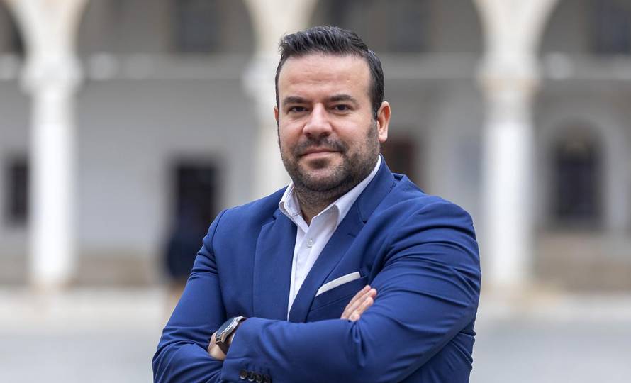 Gradonačelnik Pule Filip Zoričić