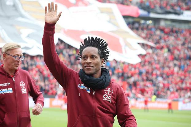 Leverkusen: Bundesliga, Bayer 04 Leverkusen i FC Schalke 04 odigrali 1:1