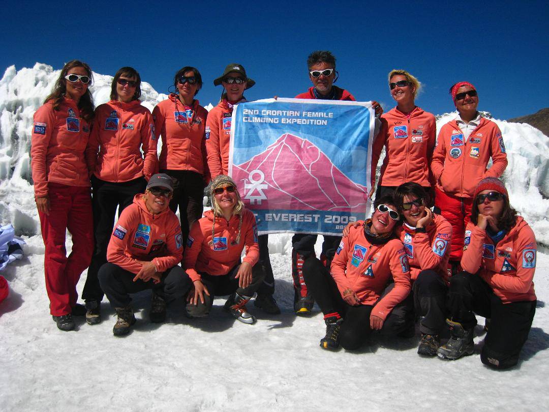 Sestre na vrhu svijeta: Darija i Iris su osvojile Mount Everest