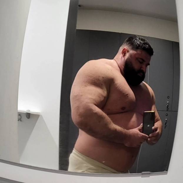 ŠOK FOTKA Sjećate se Ervina iz Big Brothera? Evo kako danas izgleda. Nabio je čak 170 kila!