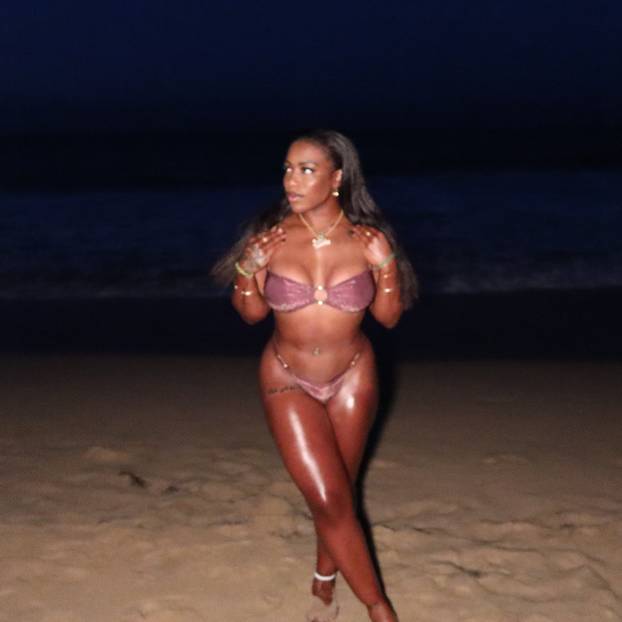 FOTO Tenisačica skinula sve sa sebe i otkrila gdje će nastupiti. Ako tribine sad ne budu pune...