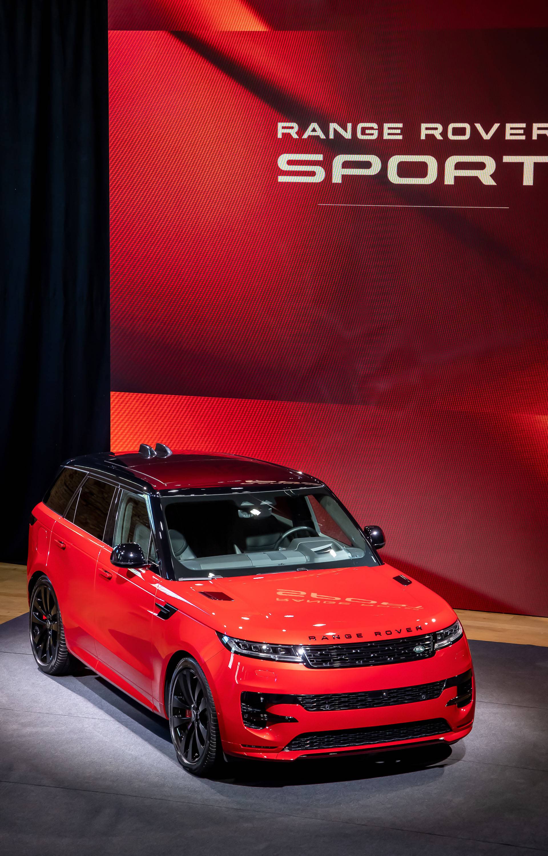 Sitgao novi Range Rover Sport : U gradu je šminker, a na terenu može i kroz 90 cm duboku vodu