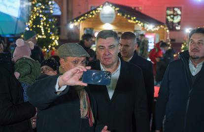 Milanović posjetio Advent u u Osijeku, družio se s građanima