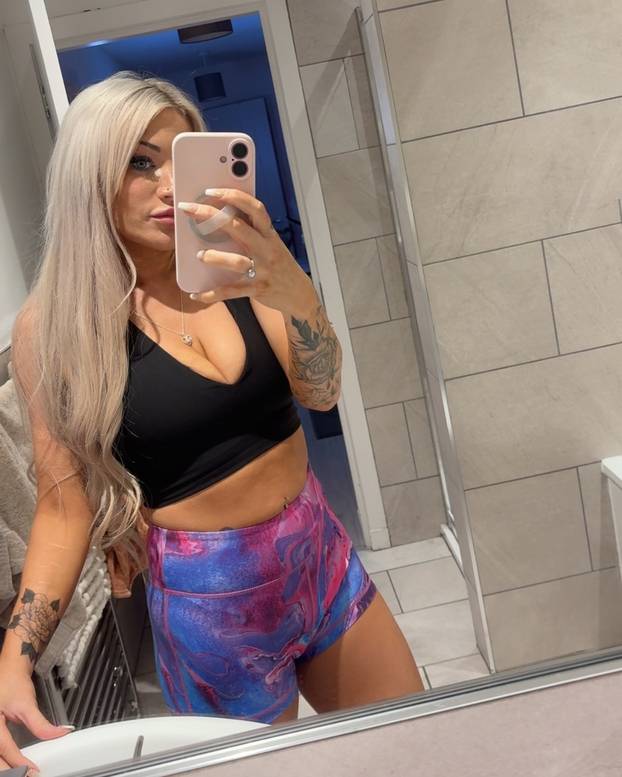 FOTO Britanka ostavila klizaljke i bacila se na stranicu za odrasle i tvrdi da joj je to spasilo život