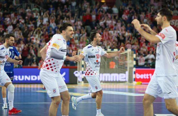 Hrvatski rukometaši slave nakon što su svladali Island 32:26