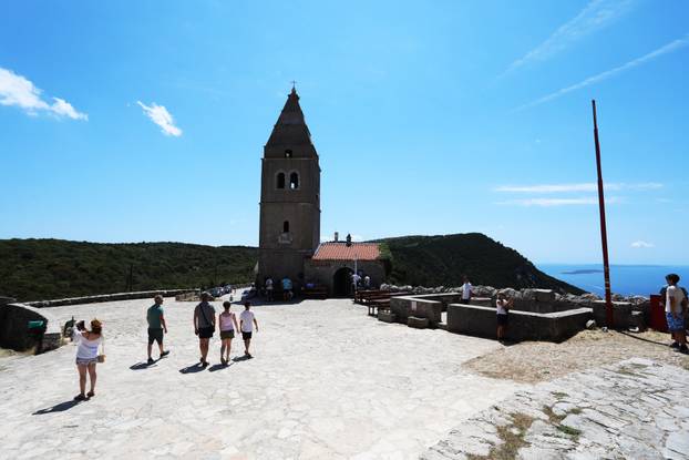 Lubenice, mjesto na Cresu s dva stanovnika