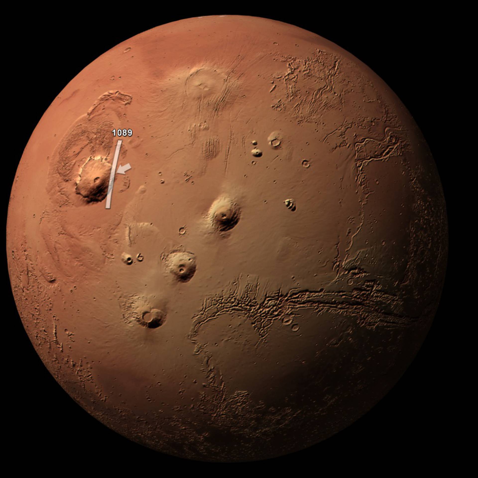 Высочайшая гора солнечной системы находится. Гора Олимп на Марсе. Марсианский вулкан Олимп. Вулкан Olympus Mons. Марс Планета вулкан Олимп.