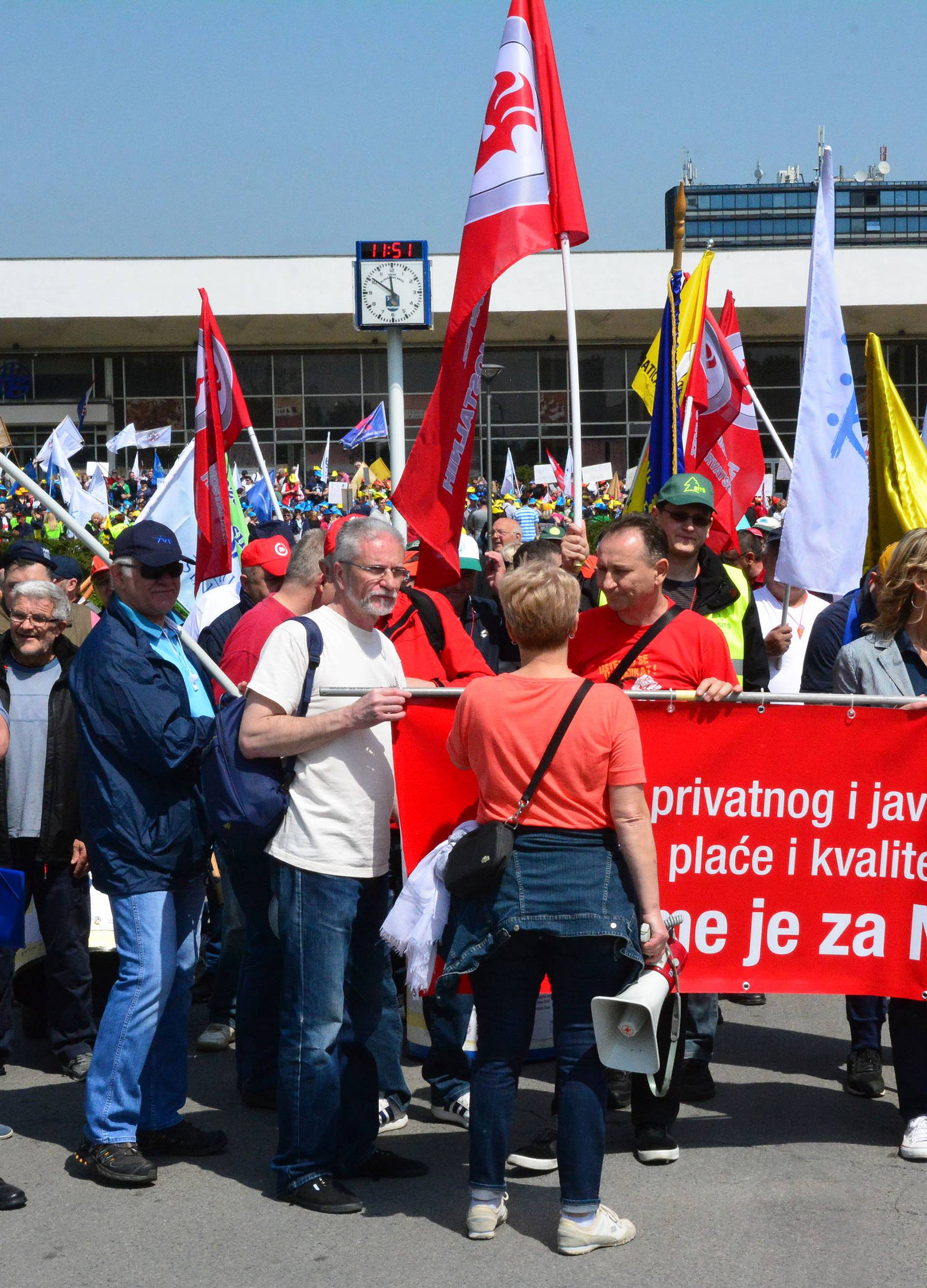 Propali razgovori sindikata i Vlade: "Izlazimo na ulice..."