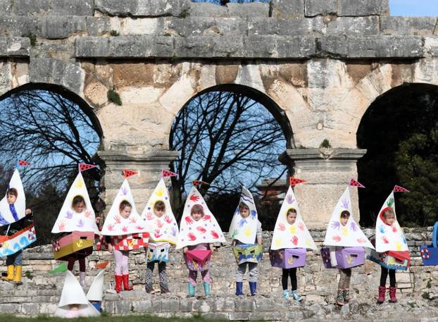 FOTO Maskenbal u Pulskoj Areni je kao iz bajke: Djeca su oduševila kreativnim kostimima