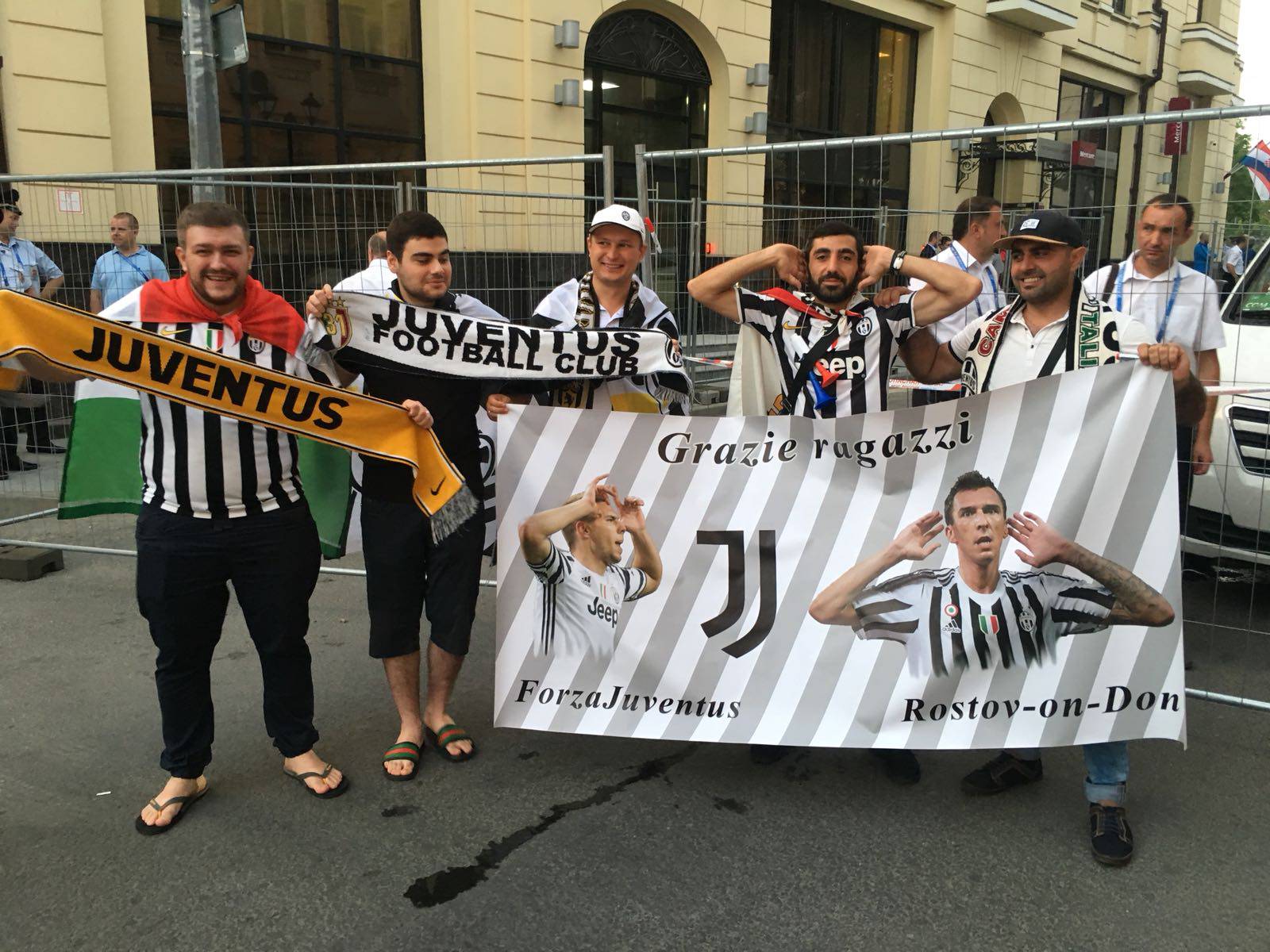 'Juventini' iz Rusije najveći su navijači Pjace i Mandžukića...