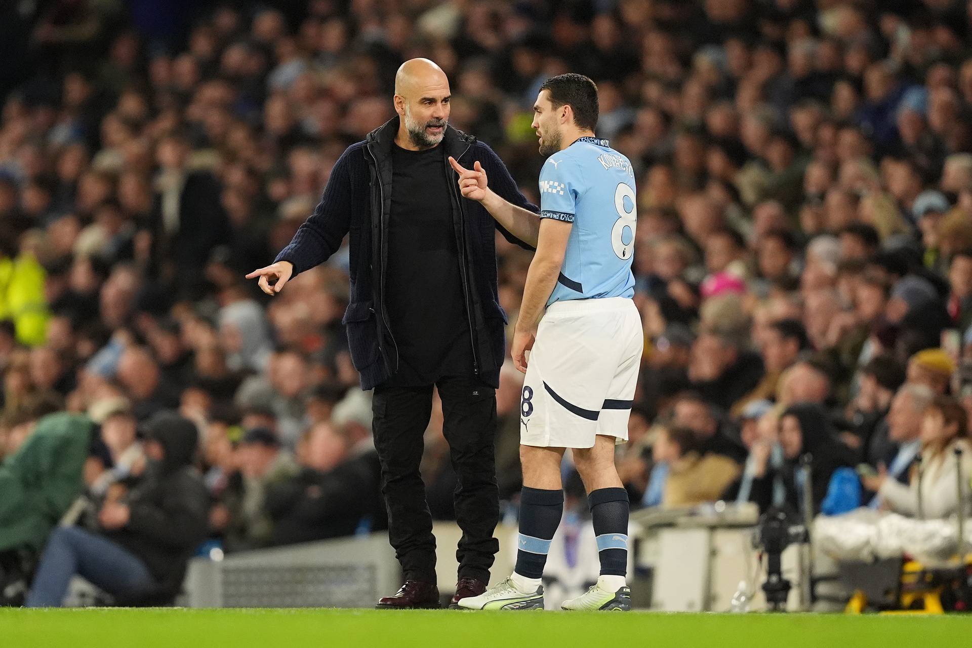 Manchester City v Manchester United - Premier League - Etihad Stadium