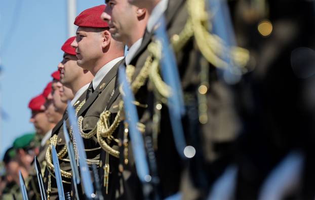 Obilježavanje Dana oružanih snaga na jezeru Jarun