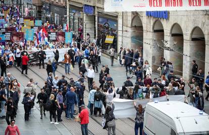 U ime obitelji i Zagreb opet idu na sud zbog zastava. Grad: Čvrsto smo uz prava žena