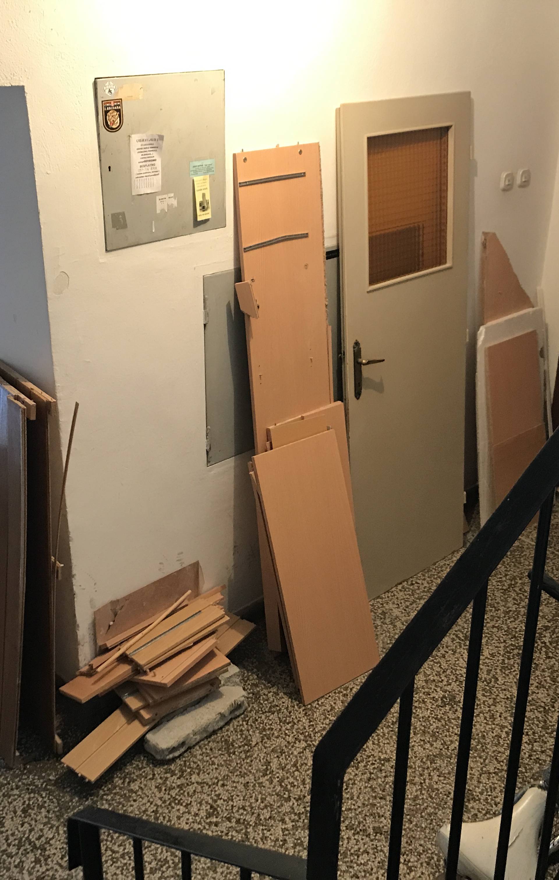 Splićanin radio kemijski pokus u stanu: U eksploziji urušio zid