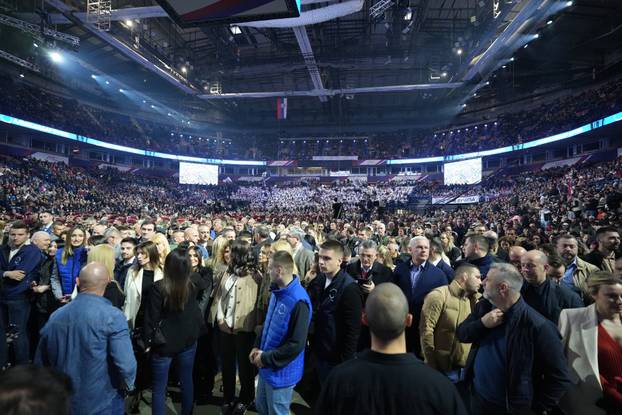 U Beogradskoj Areni održan je skup Srpske napredne stranke "Srbija - naša obitelj"
