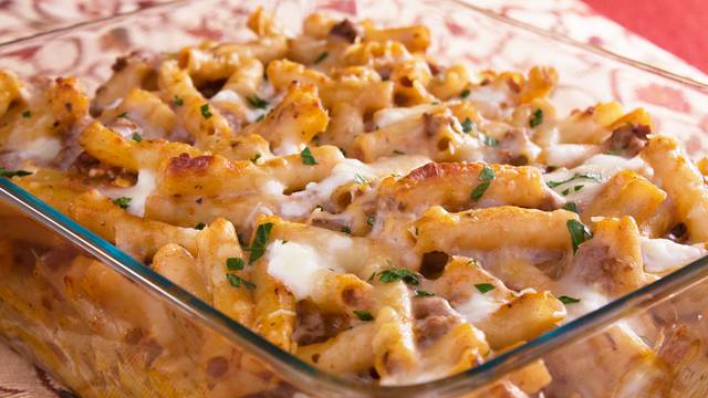 Recept za najsočniji pečeni ziti kakav morate iskušati što prije