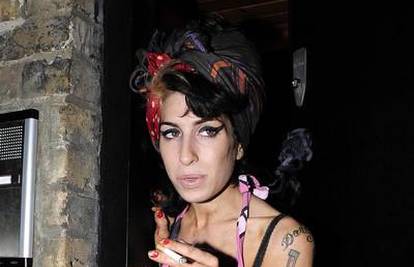 Amy Winehouse u bolnici nakon što se onesvijestila