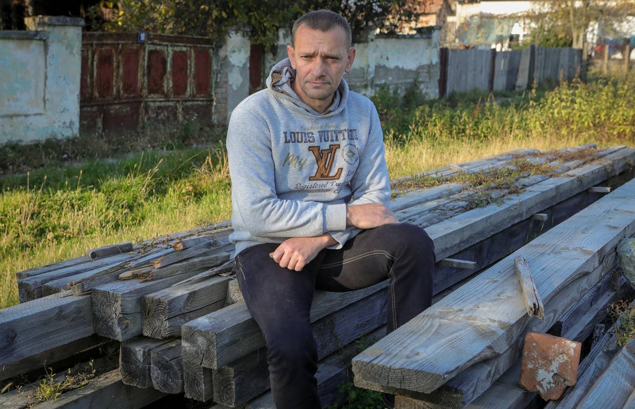 'Sa sestrama, mamom i tatom sam se 26 sati izvlačio iz grada'