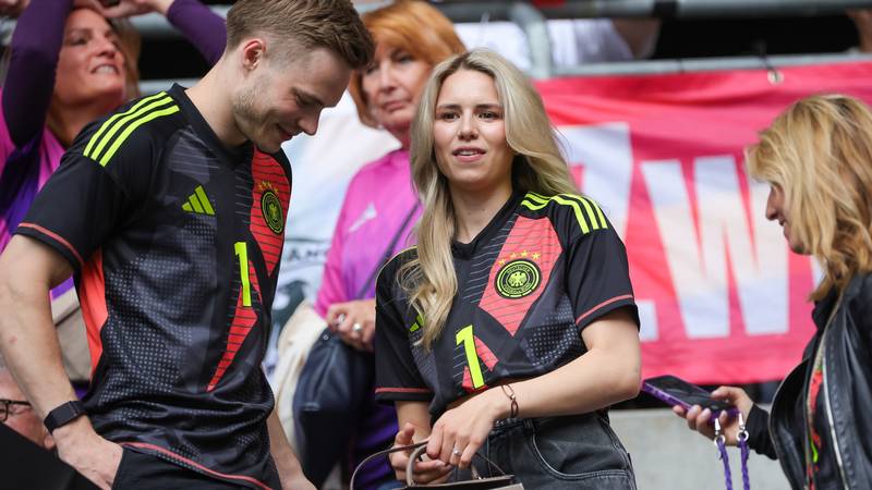 FOTO Neuer obožava Hrvatsku, a ona njega. Zbog 15 godina starijeg ostavila je i karijeru...