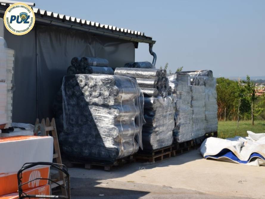 Hrvat i Srbin prevarili poljsku tvrtku i ukrali 110 tona folije