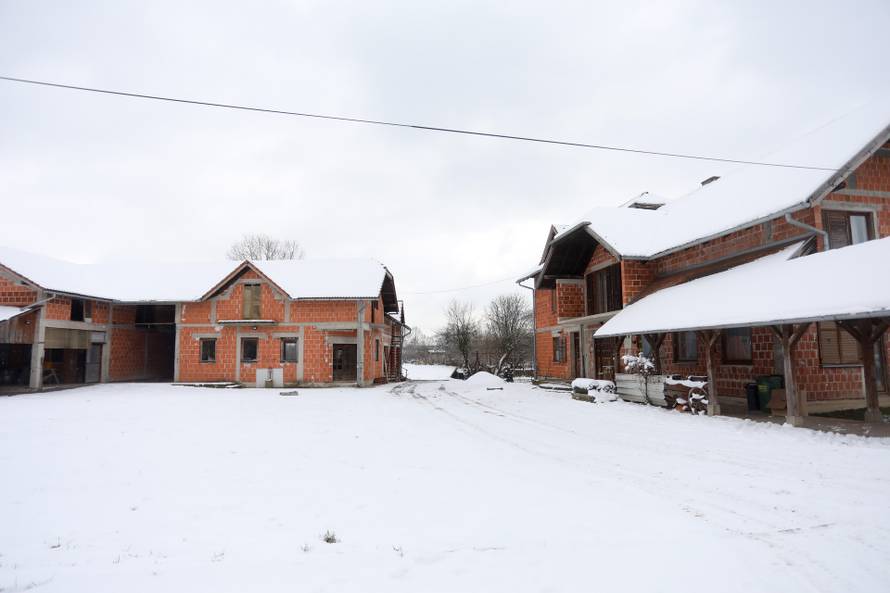 Žinić zatajio imanje u Glini: U imovinskoj kartici nije prijavio dio kuće, oranice, dvorišta...