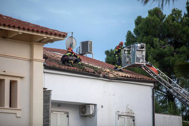 Novigrad: Velika šteta nakon razornog vjetra