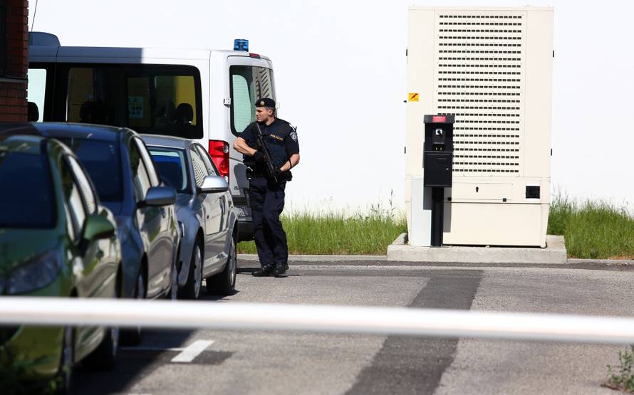 Policija s dugim cijevima čuva navodnog Mossadovog agenta