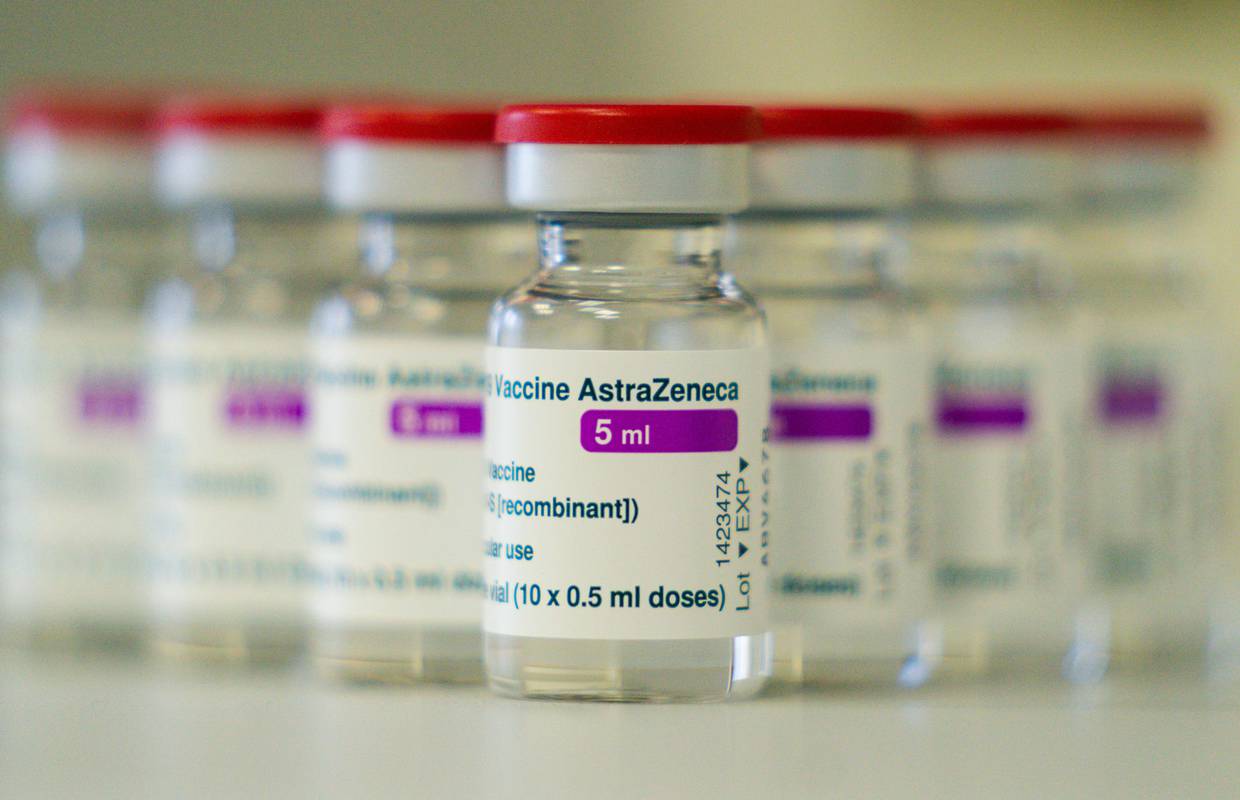 Italija je također obustavila uporabu AstraZenecinog cjepiva