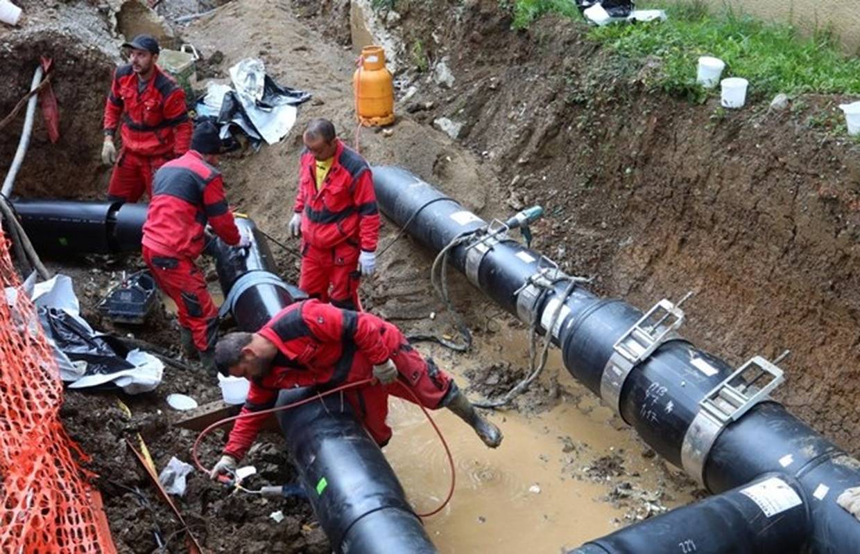 Otklonili kvarove na vrelovodu u Karlovcu. Šef toplane: 'Imamo i po 90 puknuća godišnje...'