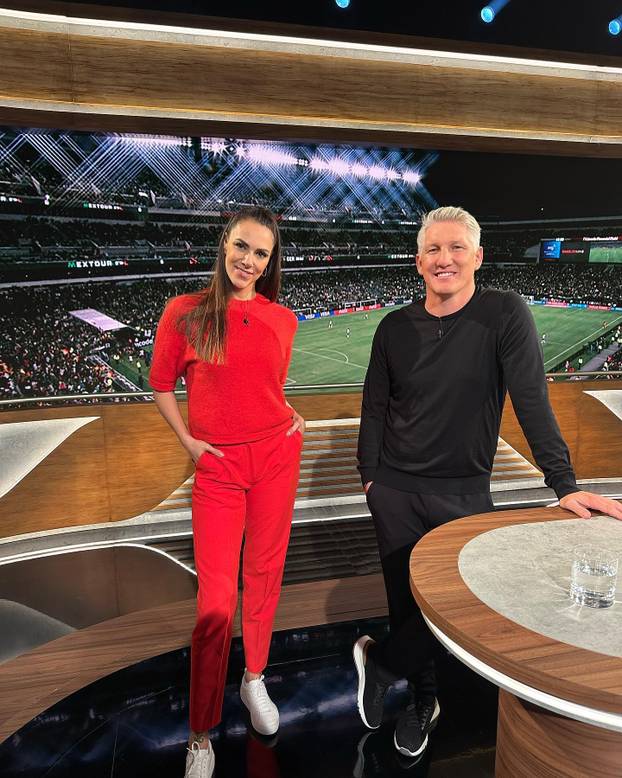 FOTO Schweinsteiger je flertao s njom u emisiji. Omiljeno je TV lice i već je bila s nogometašem