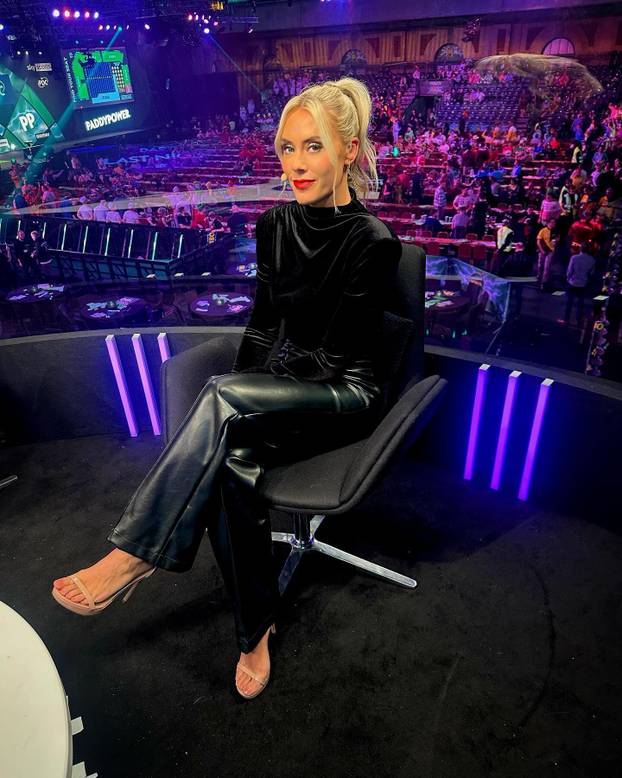 FOTO Zbog nje će pikado postati još praćeniji. Pogledajte tko je predivna voditeljica ovog SP-a