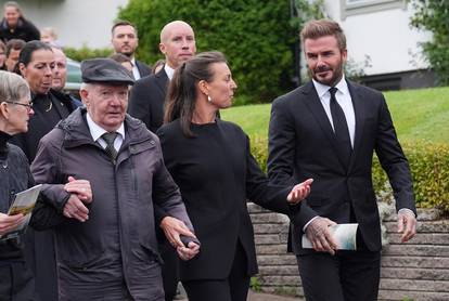 FOTO Pokopan slavni trener Sven-Göran Eriksson.  I David Beckham je došao na sprovod