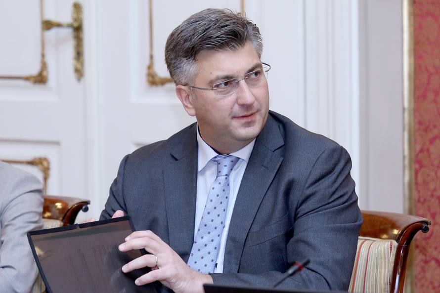 Vlada: Prvi nalazi opravdavaju donošenje "lexa Agrokor..."