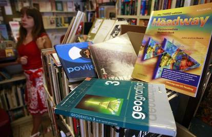 U antikvarijatima knjige za školu jeftinije su 30 posto