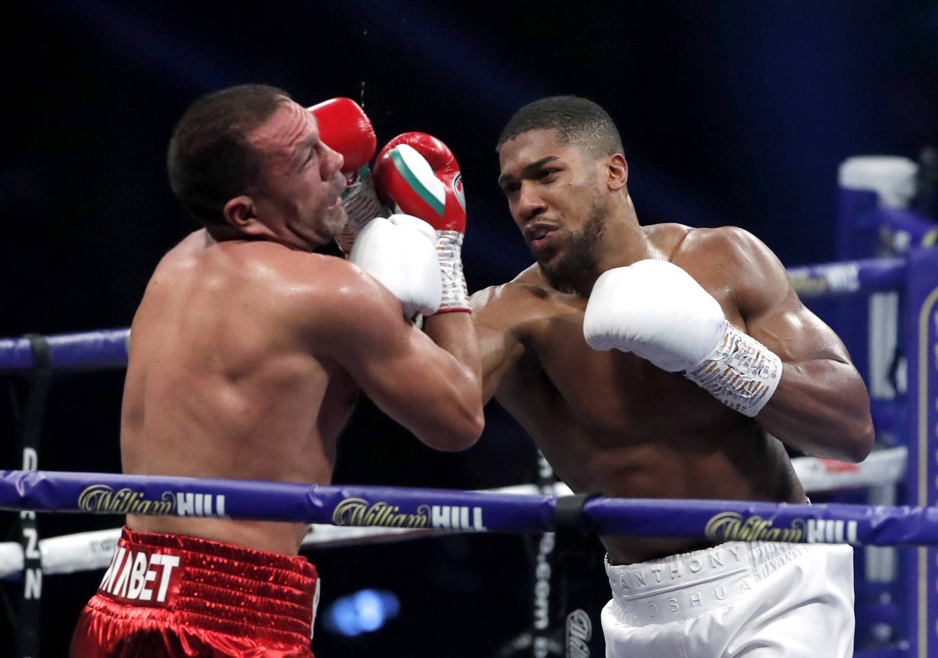 Heavyweight World Title Fight - Anthony Joshua v Kubrat Pulev