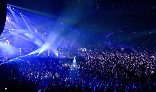 Cijela Arena pjevala uz Brenu! Održala prvi od pet koncerata u Zagrebu, pogledajte atmosferu