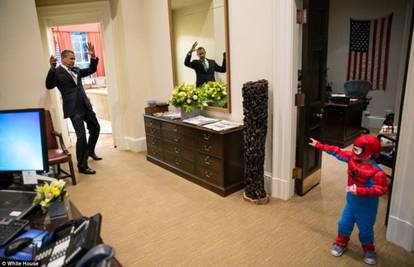 Čovjek od naroda: Objavili su fotografije Obame 'iza scene'