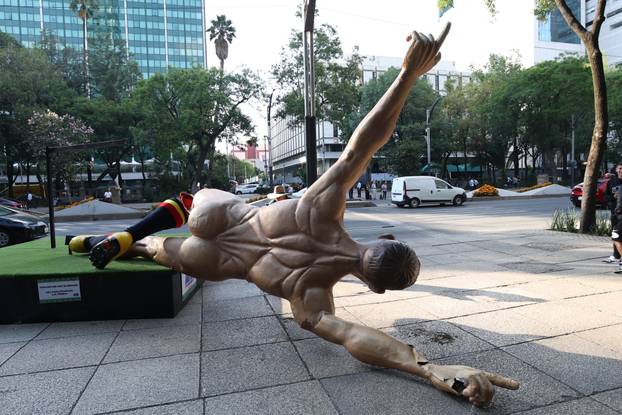 Attack on giant figures FIFA World Cup 2026