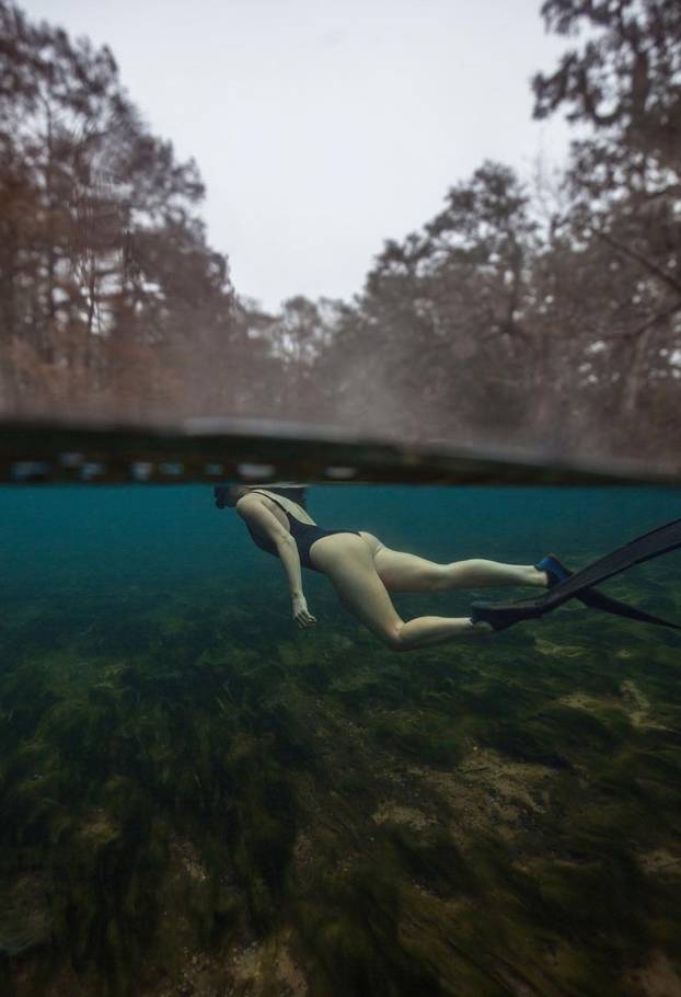 FOTO Zovu je najzgodnijom i najhrabrijom znanstvenicom: 'Ne bojim se krokodila ni zmija'