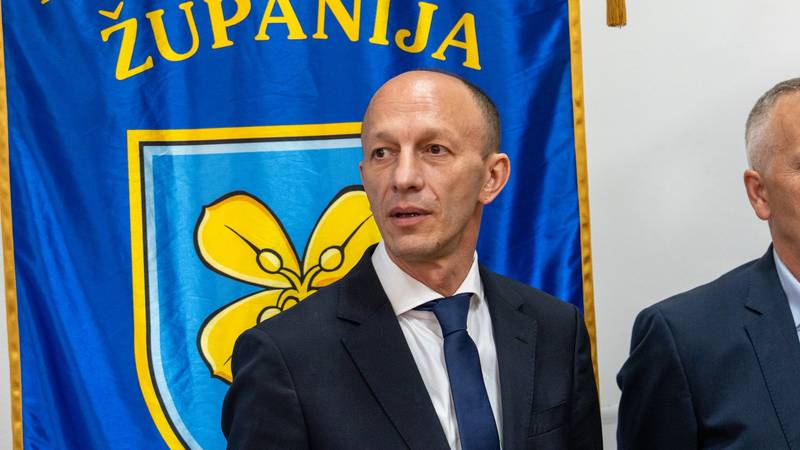 Tko je Ernest Petry? Lički župan, bivši direktor HEP-a, a sad u fokusu zbog noćnog izlaska...